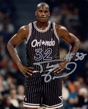 Signed portrait of Shaquille O'Neal - Autographs