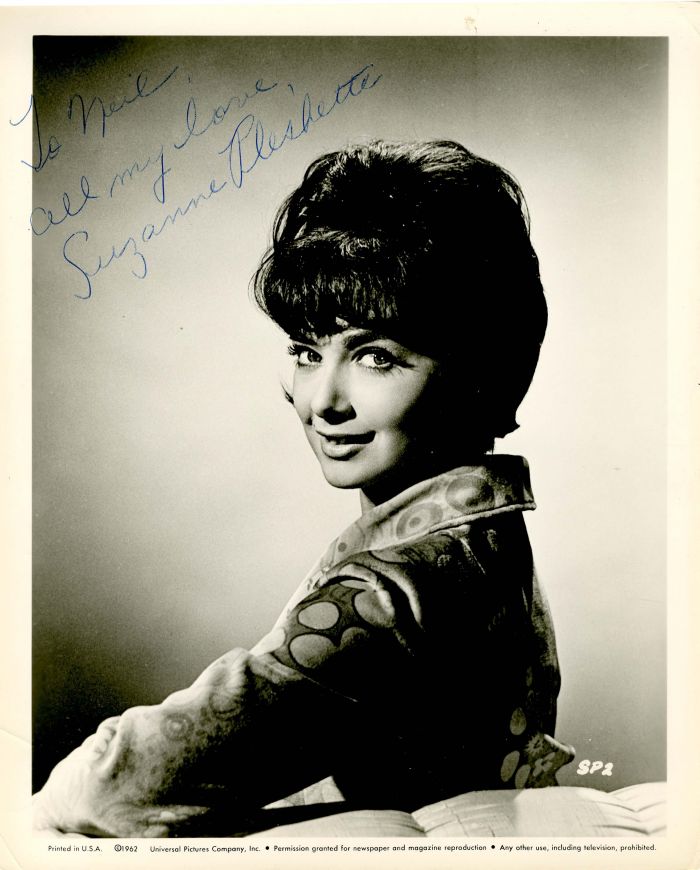 Autographed Photo of Suzanne Pleshette